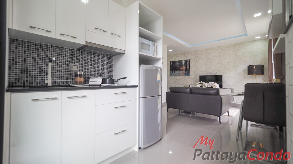 Siam Oriental Star Pattaya Condo For Sale - SOSP01