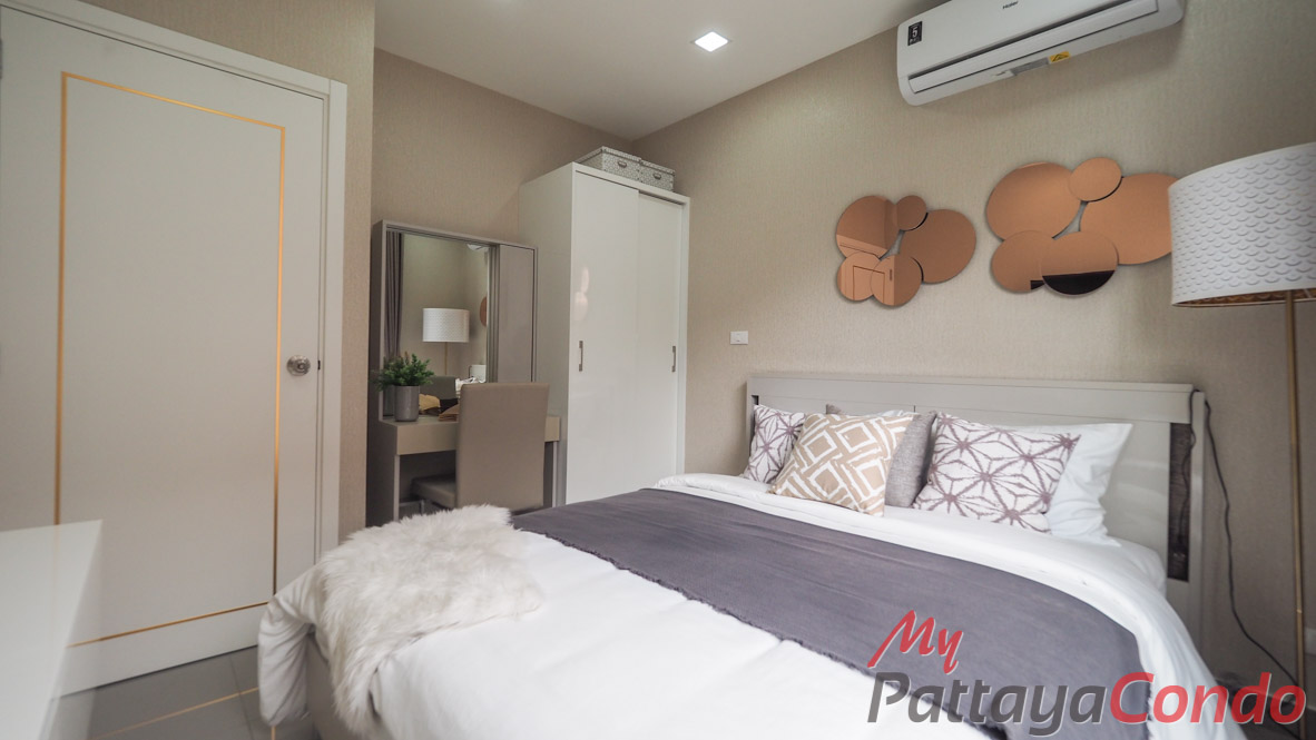 Siam Oriental Star Pattaya Condo For Sale - SOSP02