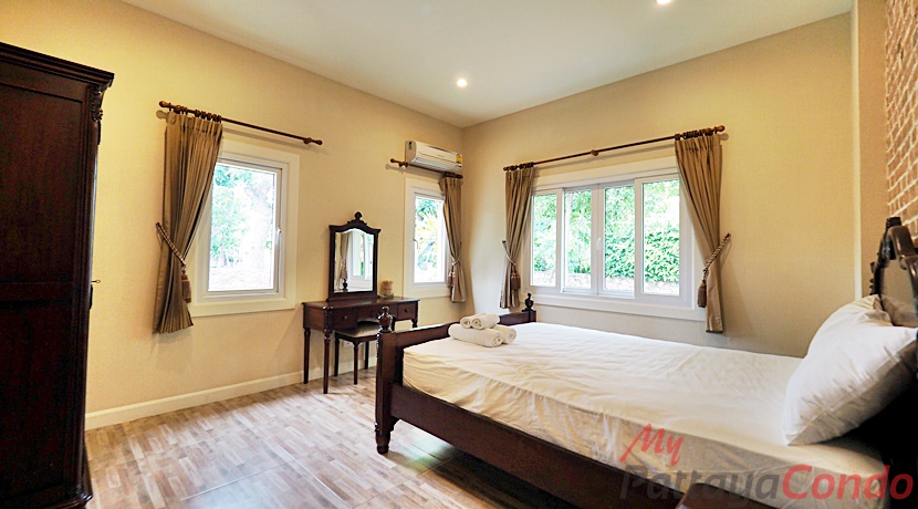 Silk Road Place Village East Pattaya House For Sale - HESKR02