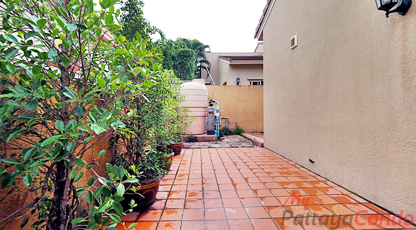 Silk Road Place Village East Pattaya House For Sale - HESKR02