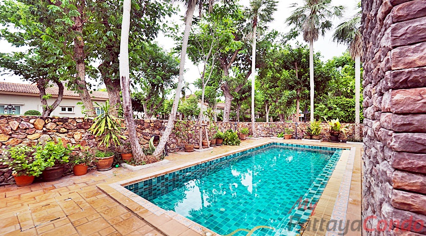 Silk Road Place Village East Pattaya House For Sale - HESKR02