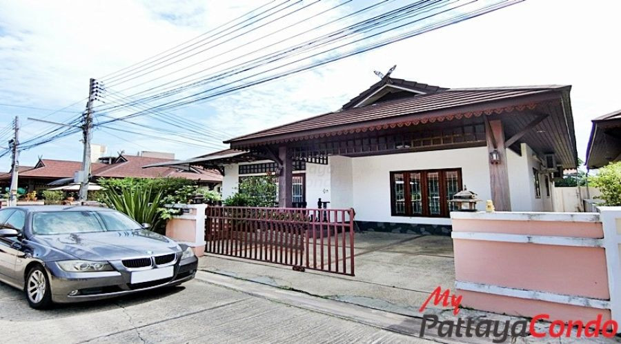 Blue Star Village East Pattaya House For Sale - HEBS01