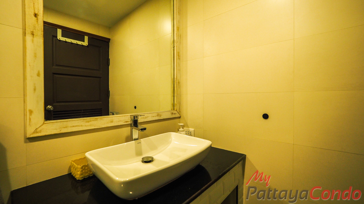Sky Beach Condominium Pattaya For Sale - SKYB02