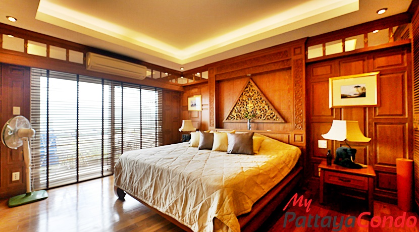 Star Beach Condotel Pattaya For Sale - STAR02