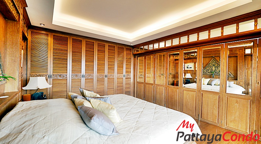 Star Beach Condotel Pattaya For Sale - STAR02