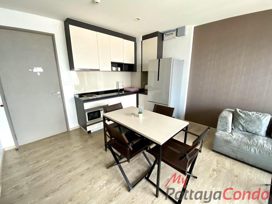 The Base Pattaya Condo For Sale - BASE35