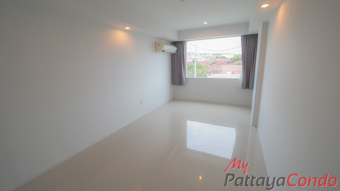 The Mountain Condominium Pattaya For Sale - MT01-7