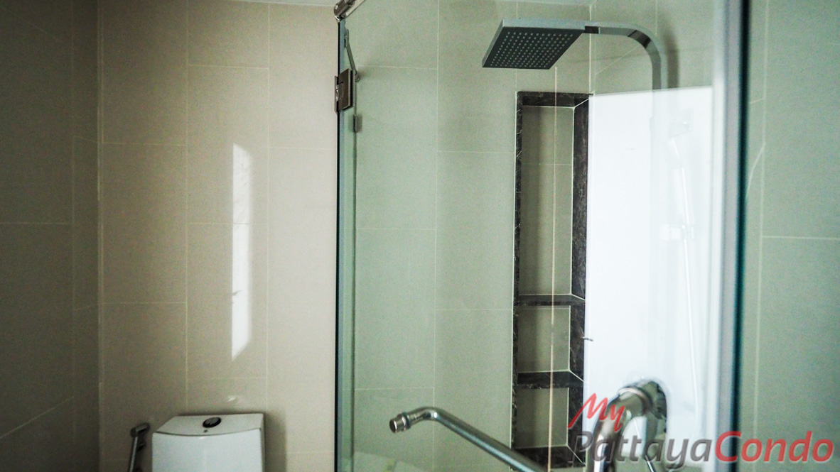 The Peak Towers Pattaya Condo For Sale - PEAKT60
