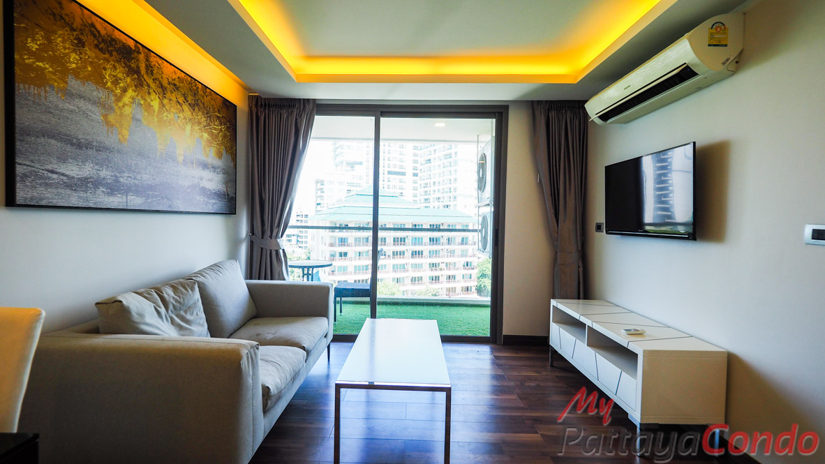 The Peak Towers Pattaya Condo For Sale - PEAKT50