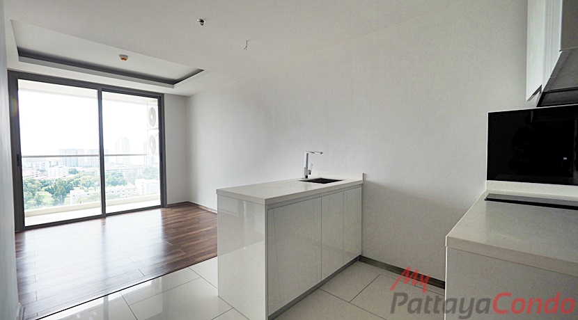 The Peak Towers Pattaya Condo For Sale - PEAKT43-0