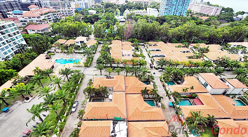 The Peak Towers Pattaya Condo For Sale - PEAKT43