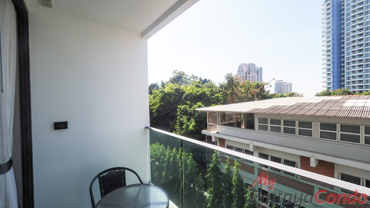 The Point Pratumnak Condo For Sale - POINT20