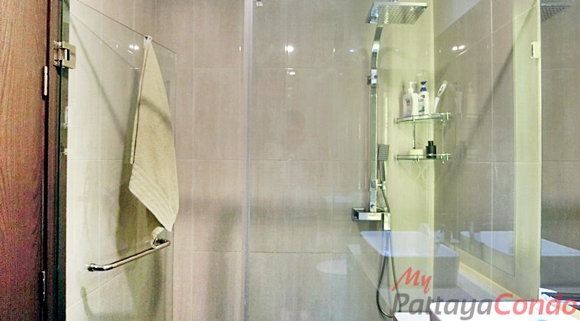 The Point Pratumnak Condo For Sale - POINT17