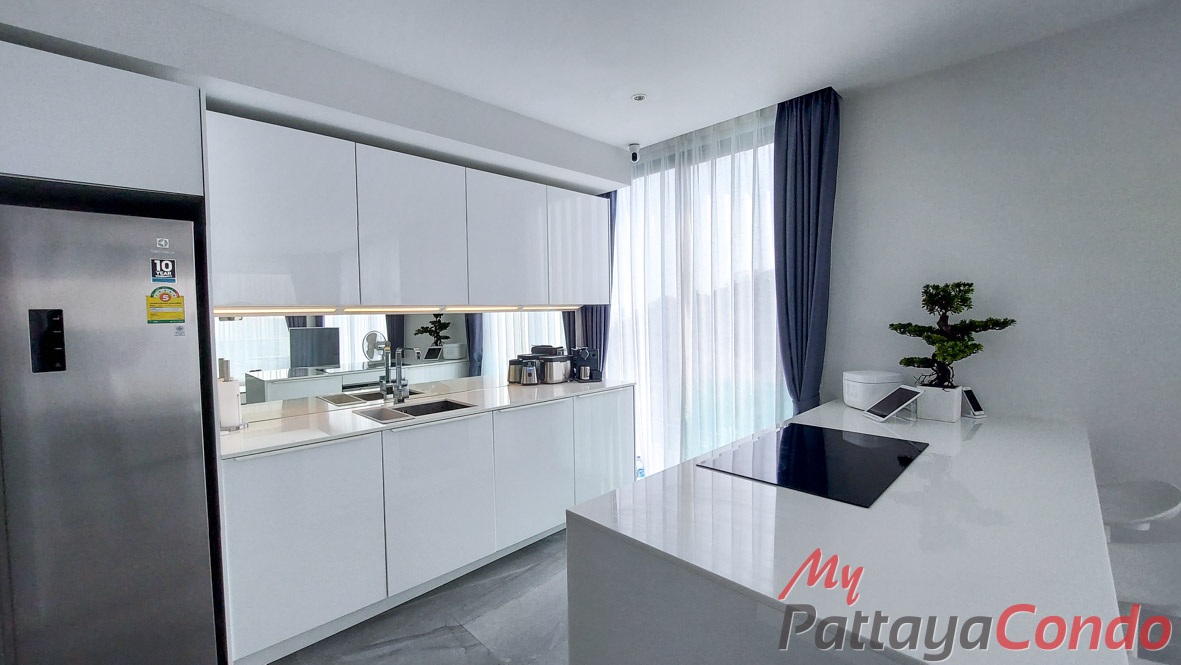 The Point Pratumnak Condo For Sale - POINT21