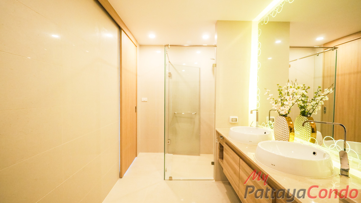Riviera Jomtien Pattaya Condo For Sale - RJ11