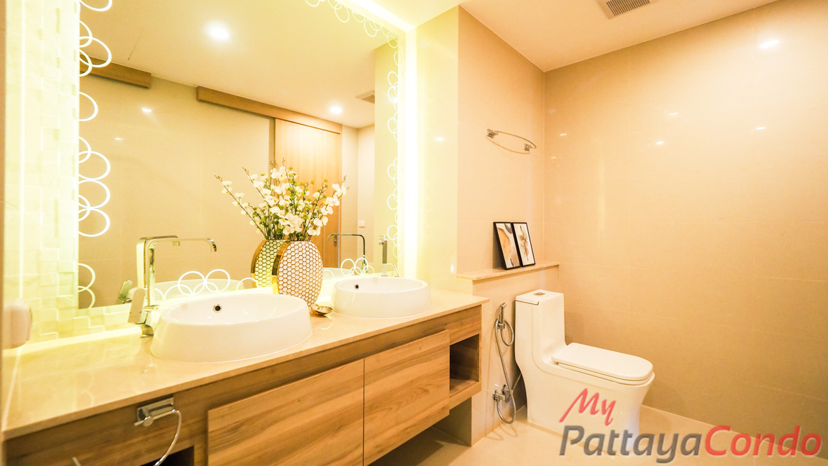 Riviera Jomtien Pattaya Condo For Sale - RJ11