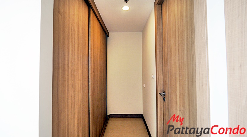 Riviera Wong Amat Condo For Sale - RW40-9