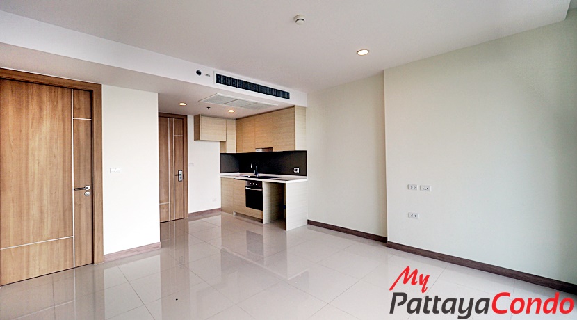 Riviera Wong Amat Condo For Sale - RW40
