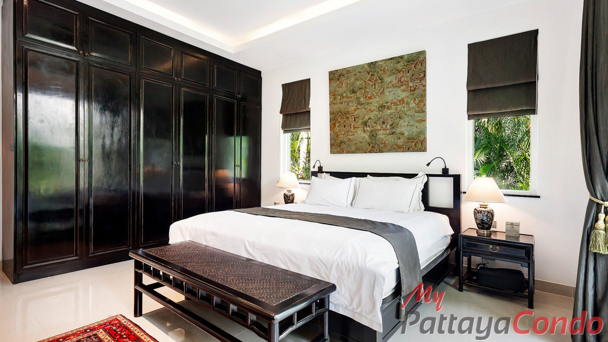 The Vineyard Phase 3 East Pattaya Pool Villa For Sale - HEVY303