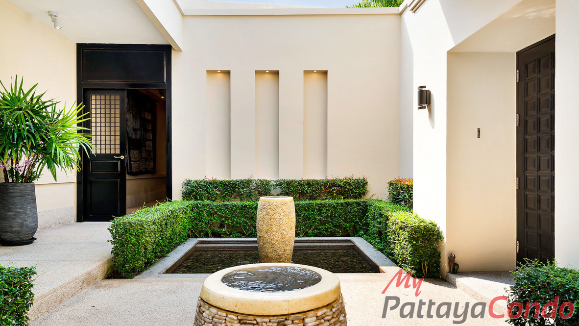 The Vineyard Phase 3 East Pattaya Pool Villa For Sale - HEVY303