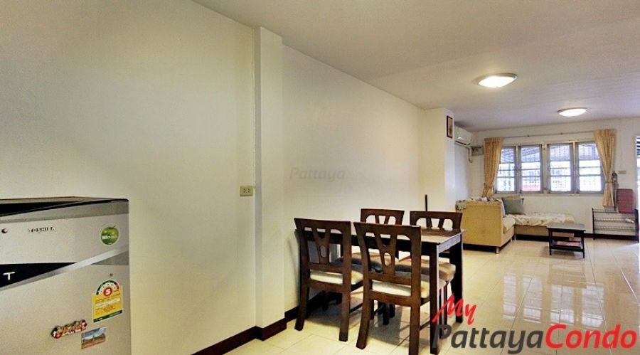 Sub Sombat Village Central Pattaya Townhouse For Sale - HCSS01-4