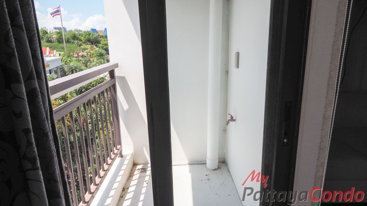 Treetops Pattaya Condo For Sale - TT22-8