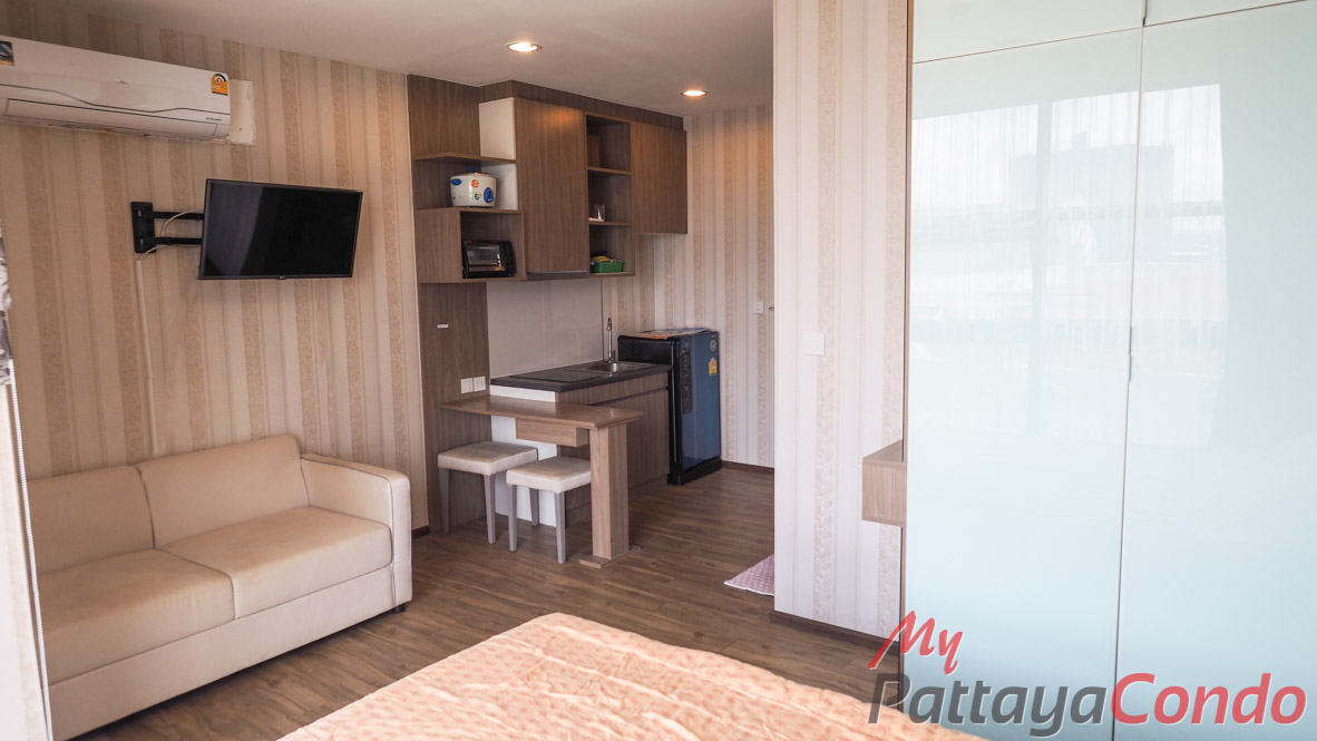 Treetops Pattaya Condo For Sale - TT23