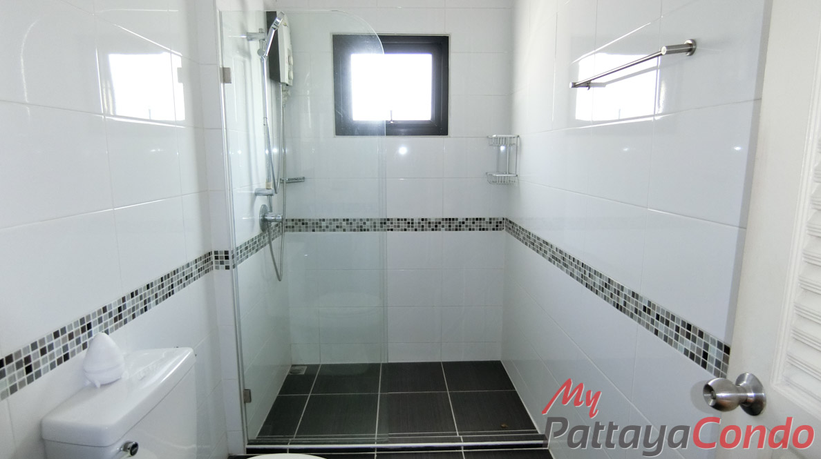 Uraiwan Park View East Pattaya House For Sale - HEURW01-24