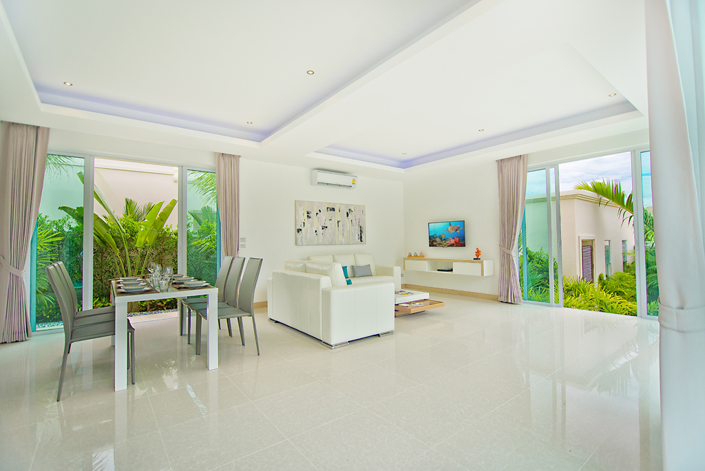 The Vineyard Phase 3 East Pattaya Pool Villa For Sale - HEVY302