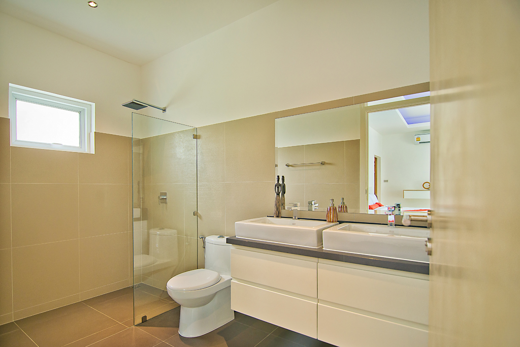 The Vineyard Phase 3 East Pattaya Pool Villa For Sale - HEVY302