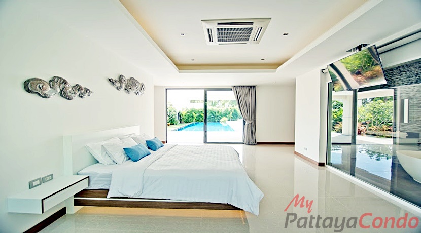 The Vineyard Phase 3 East Pattaya Pool Villa For Sale - HEVY301