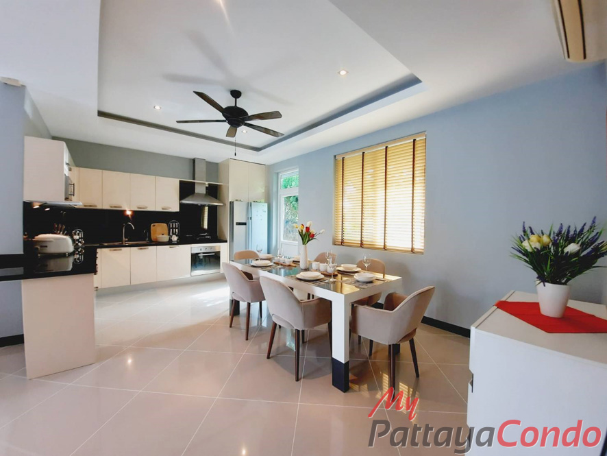 Whispering Palms Pattaya Pool Villas For Sale - HEWPR02