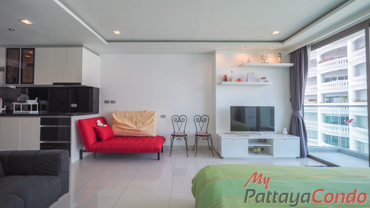 Wong Amat Tower Pattaya Condo For Sale - WT35