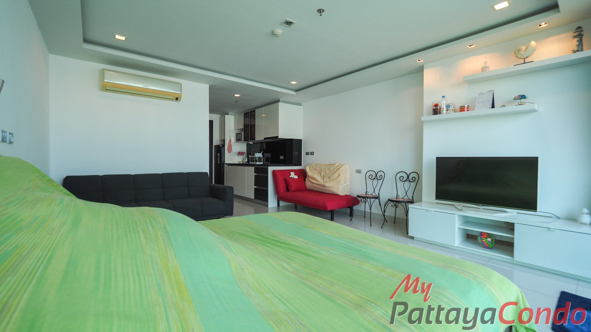 Wong Amat Tower Pattaya Condo For Sale - WT35