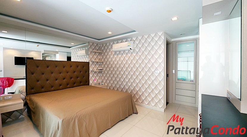 Wongamat Tower Condominium For Sale - WT17-9