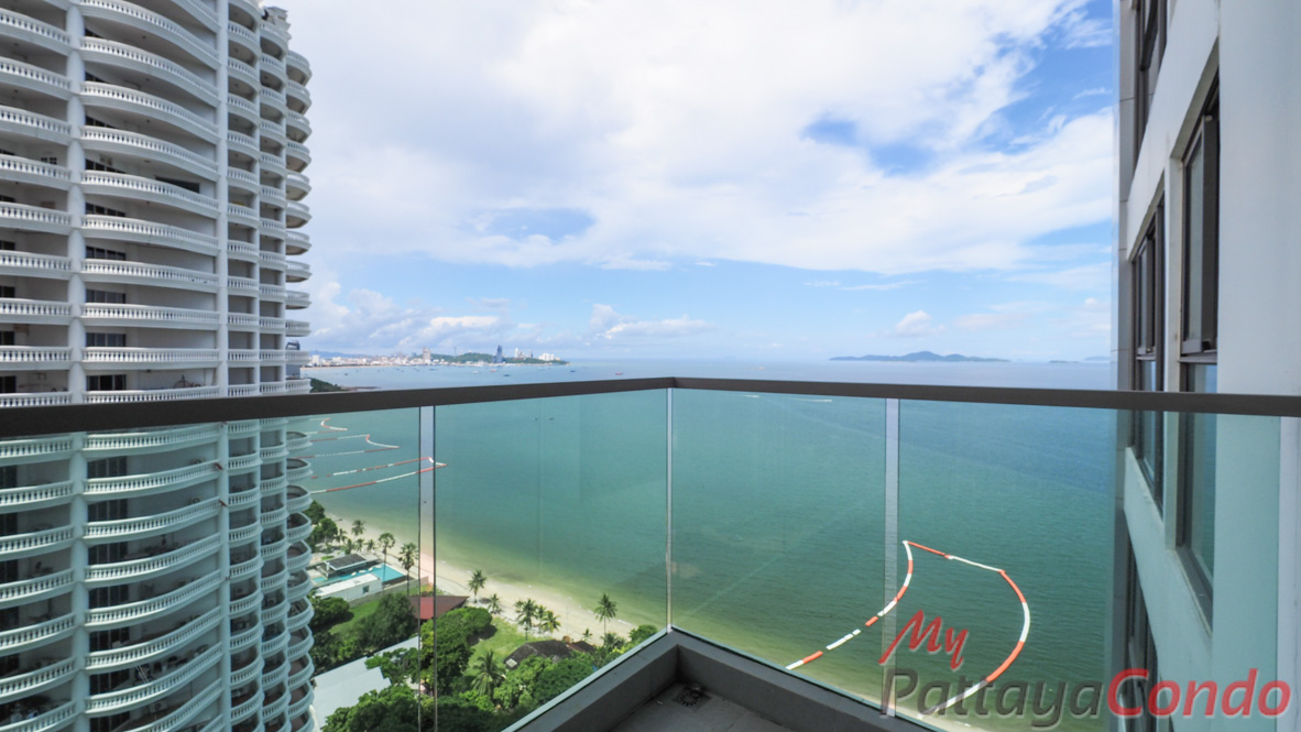 Wong Amat Tower Pattaya Condo For Sale - WT27