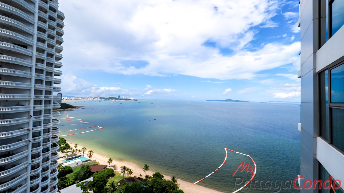Wong Amat Tower Pattaya Condo For Sale - WT27