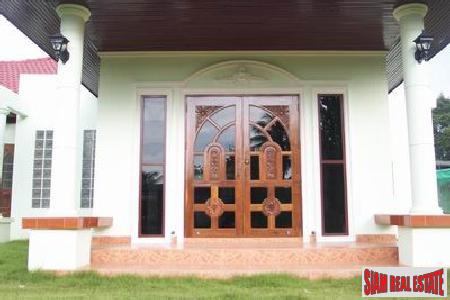 Two Bedroom House and Large Land Plot in Thalang Close to All Amenities