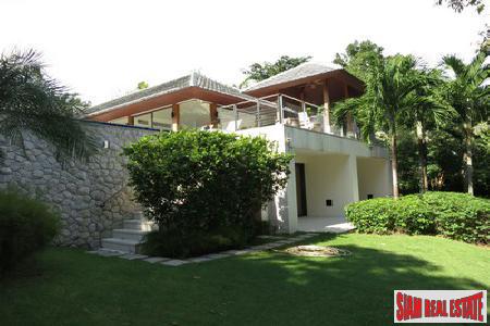 Rawai Villas | Stunning Luxury 4-Bedroom Home with Swimming Pool for Sale in Rawai