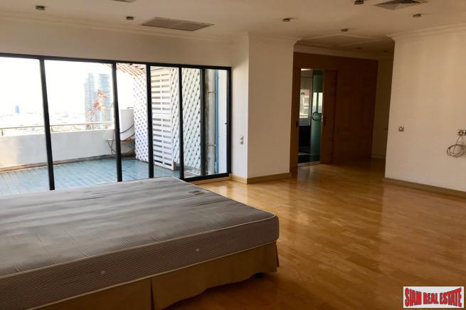 Saichol Mansion | Three Floor Penthouse with Stunning 360 Degree Panoramic View of the Chaopraya River-10