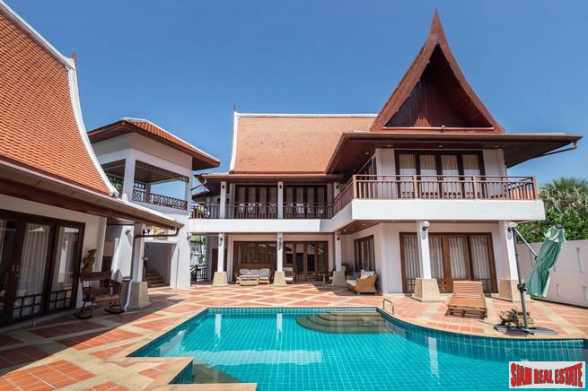 Sirinthara Villa | Spacious Thai Six Bedroom Pool Villa in Rawai