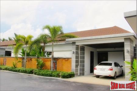 Two- and Three-Bedroom Pool Villas in Boutique Thalang Estate