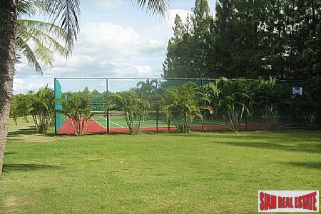 The Groves Gardens | Modern and Spacious Two-Bedroom Condo for Sale in Yamu-15