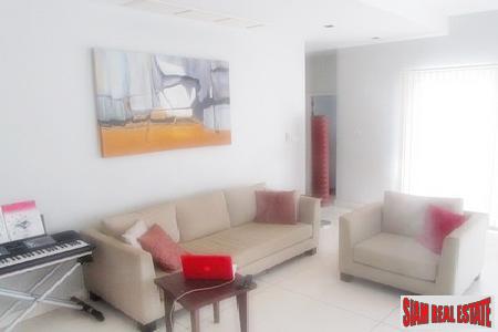 The Groves Gardens | Modern and Spacious Two-Bedroom Condo for Sale in Yamu-5