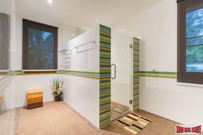 Elegant and Spacious Four-Bedroom Private Pool House for Sale in Pa Klok