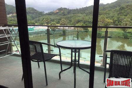 Naithon Condominium | One bedroom Condominium Steps from Beautiful Naithon Beach