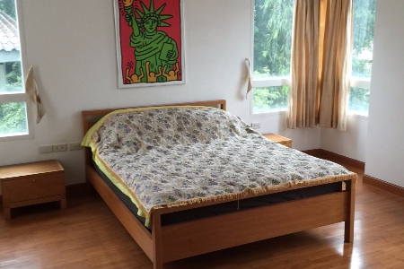 Lovely 2 Bedroom. Central but quiet. Baan Siri Sathorn-4