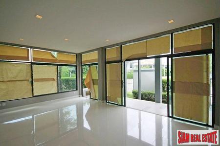 Setthasiri Krungthep Kreetha | New Designer Home with 4 Bedrooms and 318 Sqm.-12