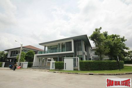 Setthasiri Krungthep Kreetha | New Designer Home with 4 Bedrooms and 318 Sqm.-1