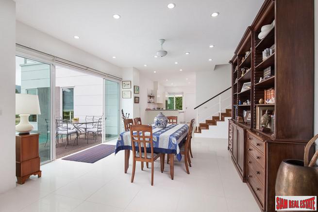 Botan Village | Large Modern 4 bedroom House with Views over Loch Palm Golf Course-23
